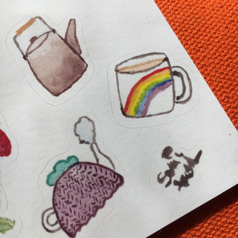 i’m too small of an artist to be able to do big sales like big companies in sale season, and try and keep my prices small to begin with. but for those who like delightful surprises and bagging a bargain, i’ve created a mystery bundle!

ko-fi.com/samikelsh

#kofishopchallenge