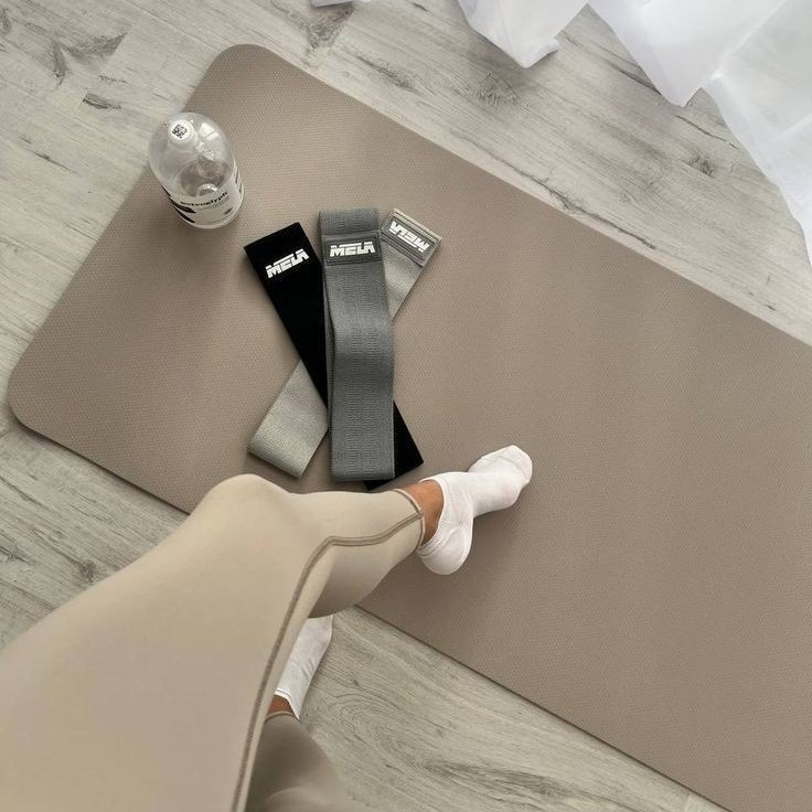 adacatalinaa's tweet image. 𝘢 𝘯𝘦𝘸 𝘦𝘳𝘢 𝘰𝘧 𝘮𝘦