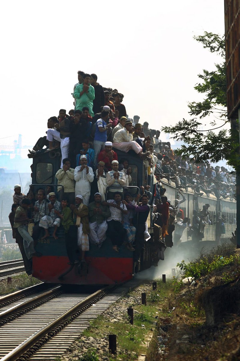 12:33 Paddington to Swindon
<a href="/GWRHelp/">GWR</a>