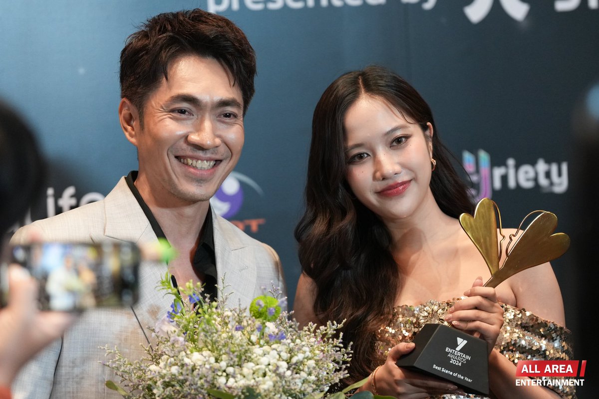 allarea_ent's tweet photo. ฟร���น ร่วมงาน “Y Entertain Awards 2024” รับรางวัล Best Scene of the Year จากเรื่อง ปิ่นภักดิ์

SAROCHA AT Y ENTERTAIN AWARDS
#YEntAwards2024xFreen 
#srchafreen 
#YEntertainAwards2024 https://t.co/iIxOpODeRv