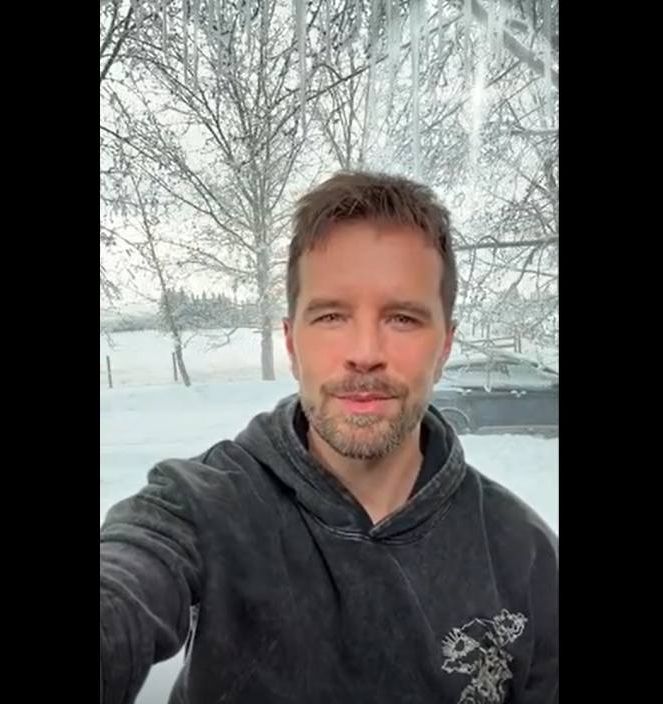 CendonMabel's tweet photo. #SundayGraham Good day @GrahamWardle and fans. How beautiful it is to see you and hear you with so much wisdom...thank you for everything you give us...I love it when you say ADIOS in Spanish...in Argentinian we say "CHAU"...may God bless your Sunday πππ₯°
#timehascome https://t.co/0PIzIJjPpS