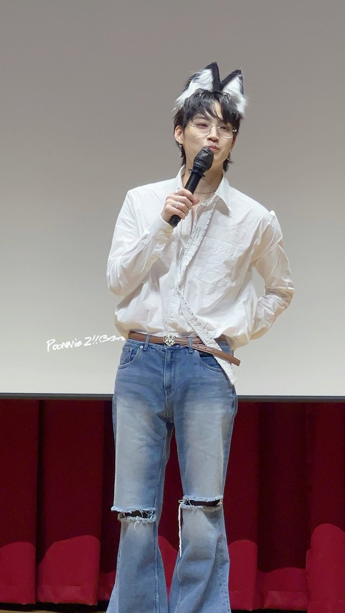 poonniez's tweet photo. เอาดีๆ ลุคนี้ตายได้เลยค่ะ เป็นลมมม 🩵🩵

#JAYB_RoadRunner 
#JAYB #제이비 #GOT7
@jaybnow_hr https://t.co/56JPW3vbtf