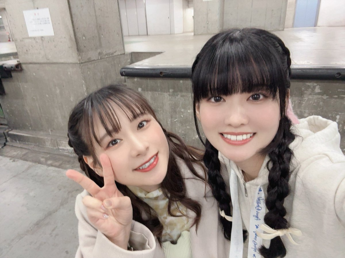 aguri_onishi's tweet photo. 仲良しのみんなともなんとか会えました🥳
ひなきちゃん、KPF初めてって言ってたけど北九州を楽しめたかな🥰🥰？？
かおりん、たくさんのステージ&amp;写真集のイベントお疲れ様✨🥺ゆっくり休んでね😭
ともりちゃん！久しぶりに会えてお話しできてよかったよ〜😍またたくさん話そうね🌷
#KPF2024 https://t.co/UdORhZgkhV