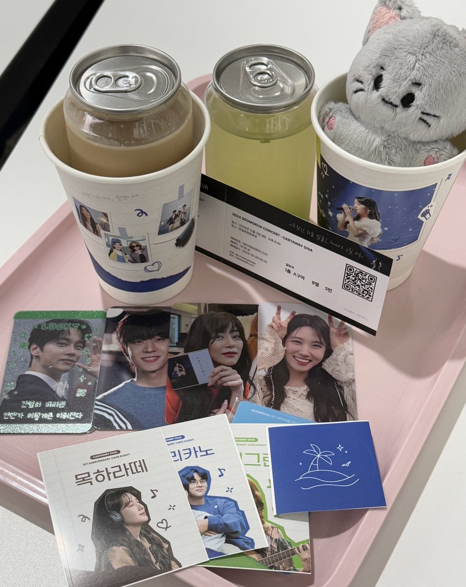 1uck2N's tweet photo. 너 무디바 카페 안 가봤지? 
죽여, 예술이야
한 번 가봐
가보면 나처럼 돼
(그냥 영원히 무인도에 갇혀 사는 거야…🏝️✨)

#무디바를_향한_사랑은_영원히_유효혀
#우리의_꿈은_무디바로_인해_빛날_거야 https://t.co/08pEN6NQ1P