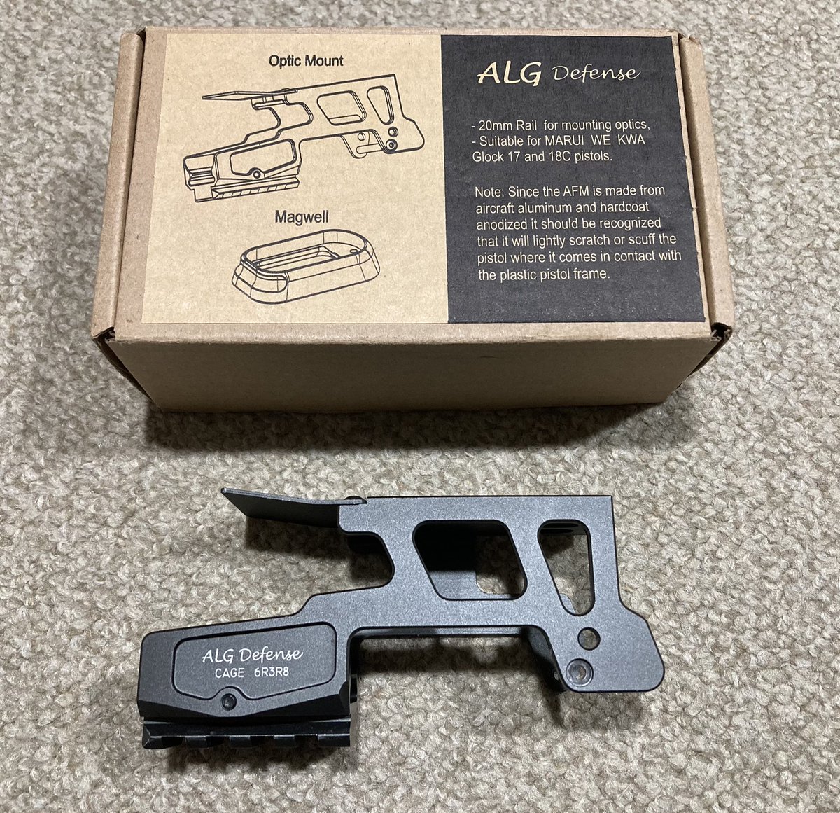 LmQmbqaTHKFvTCT's tweet image. #Glock
#ALG Defense 6-second

キタ…( ˘ω˘ )
※マグウェルを固定するパーツ欠品…
まあ、なんとかしますかね。