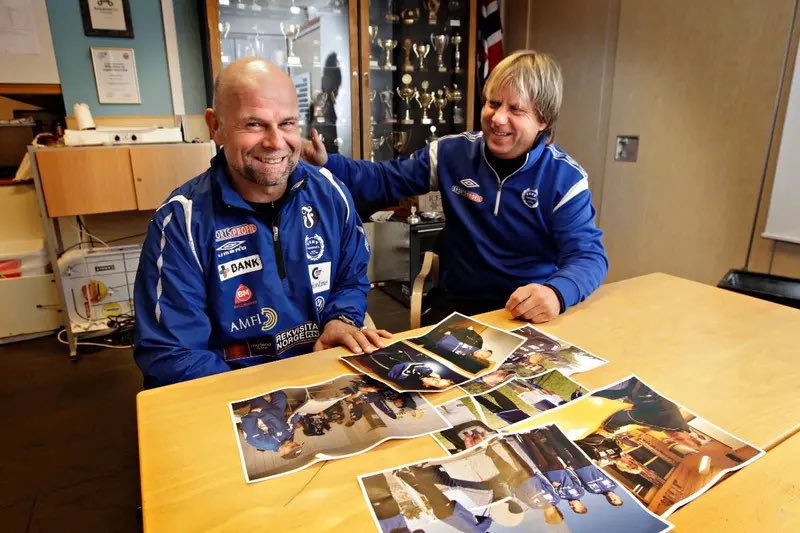 Denne uken fylte et av Fløys æresmedlemmer 65 år👏🎉⚽️💙

Terje Marcussen turte å drømme og hadde store ambisjoner da han ledet Fløy på 2000-tallet. Det har ført oss opp dit vi er i dag, og vi er så enormt heldige som fortsatt har Terje i klubben! 

Foto: Kjartan Bjelland, FVN.