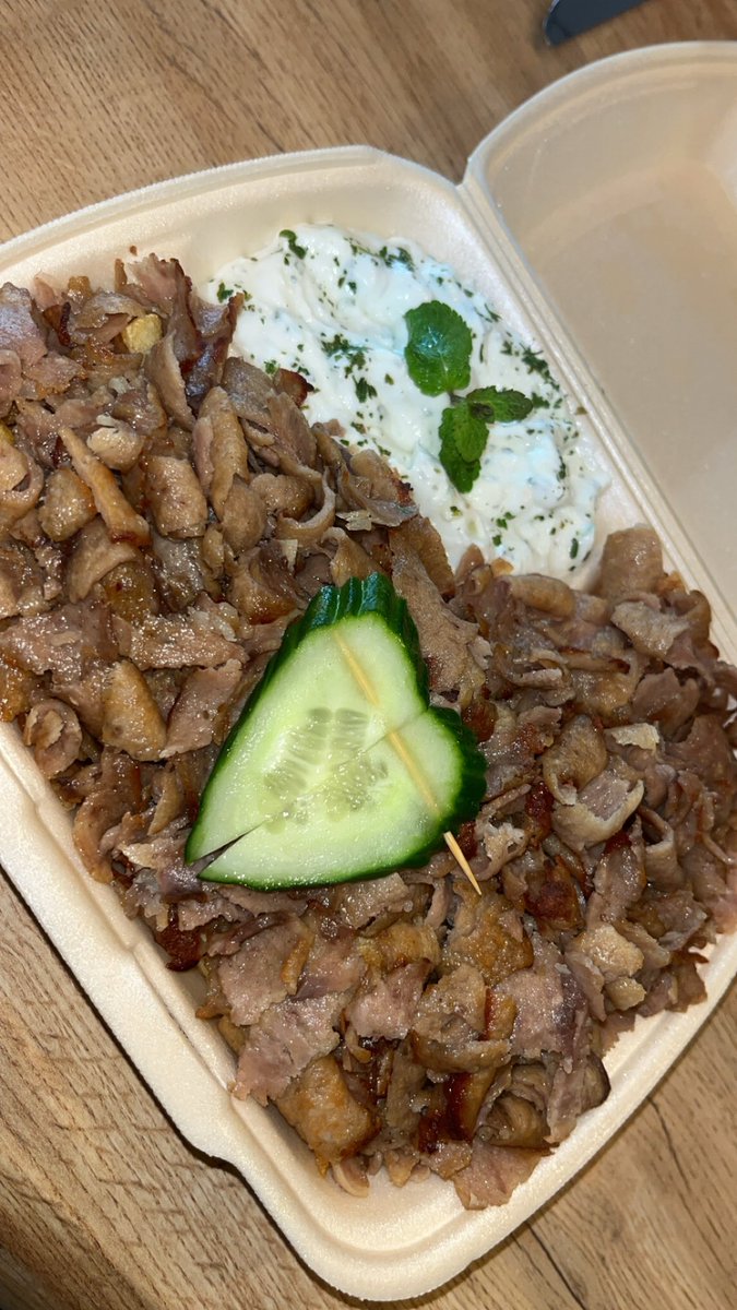 sara.🧸 tweet media