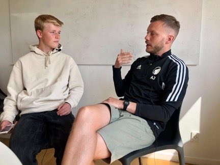 Cornelius Gabe tweet media