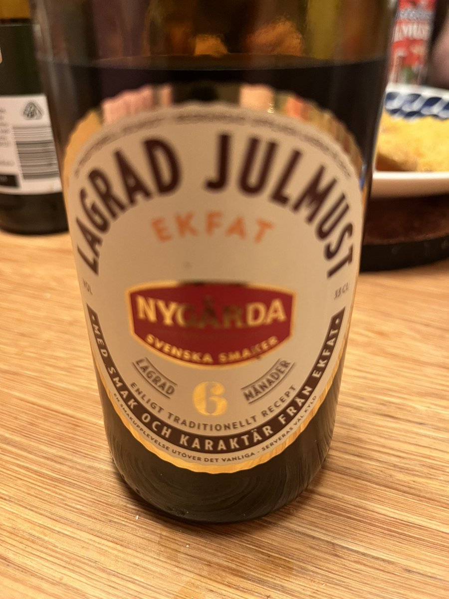 filippanna's tweet photo. Bäst julmust?

Nygårda Ekfat  #julmust 

Zeunerts sockerfria (med ton av muskovadosocker) https://t.co/6fekjCj7D7