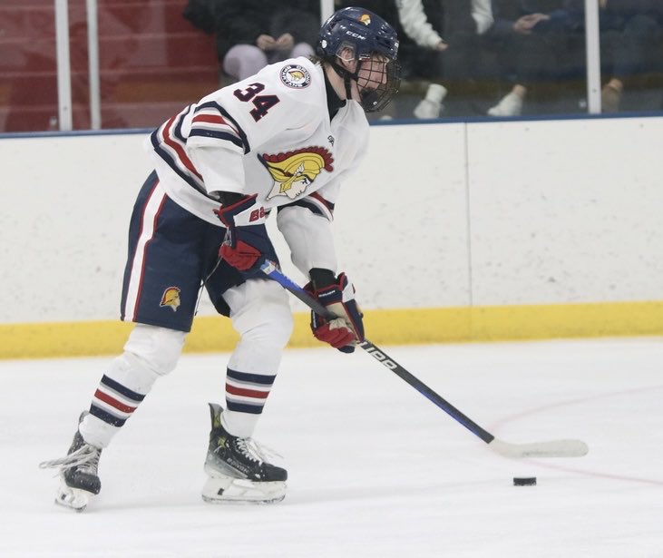 After the first week of games, Jackson Knight from ⁦<a href="/Oronoboyshockey/">Orono Boys Hockey</a>⁩ leads the state in points with 17. Leader in goals with 9 and at 2nd in state with 8 🍎’s ⁦<a href="/ELPuckOfficial/">Upper Midwest HS Elite League</a>⁩ missed out on a good one this last fall.