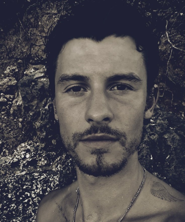 ᅠᅠ𝔂𝗈𝗎𝗋 𝘀͟𝐥͟𝗎͟𝗍͟ . 𝐭𝐞𝐚𝐜𝐡𝐞𝐫! tweet media