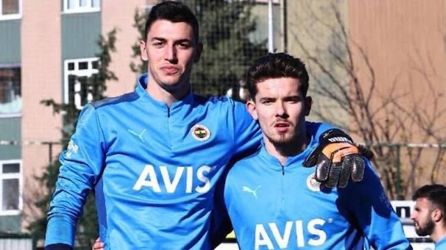 pivotdokuz's tweet photo. BERKE ÖZER ONURLANDIRMA TWEETİDİR https://t.co/SOMt79lSkH