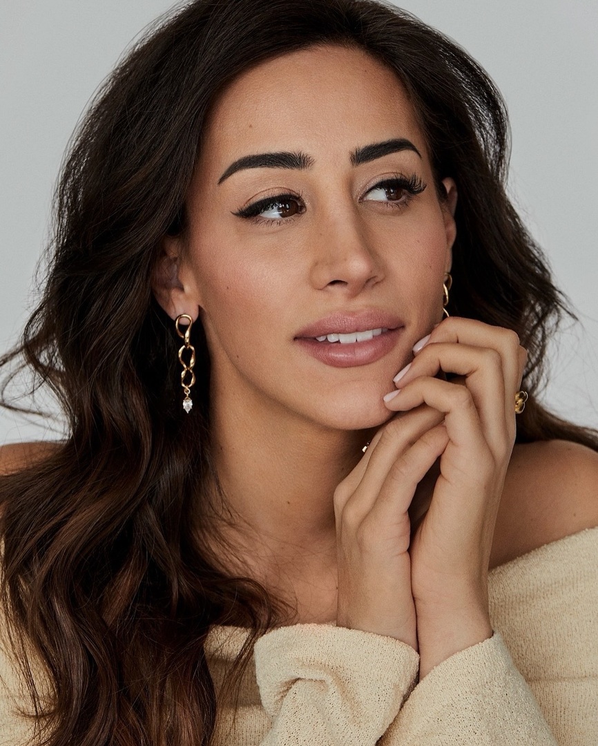 Danielle Jonas Co. tweet media