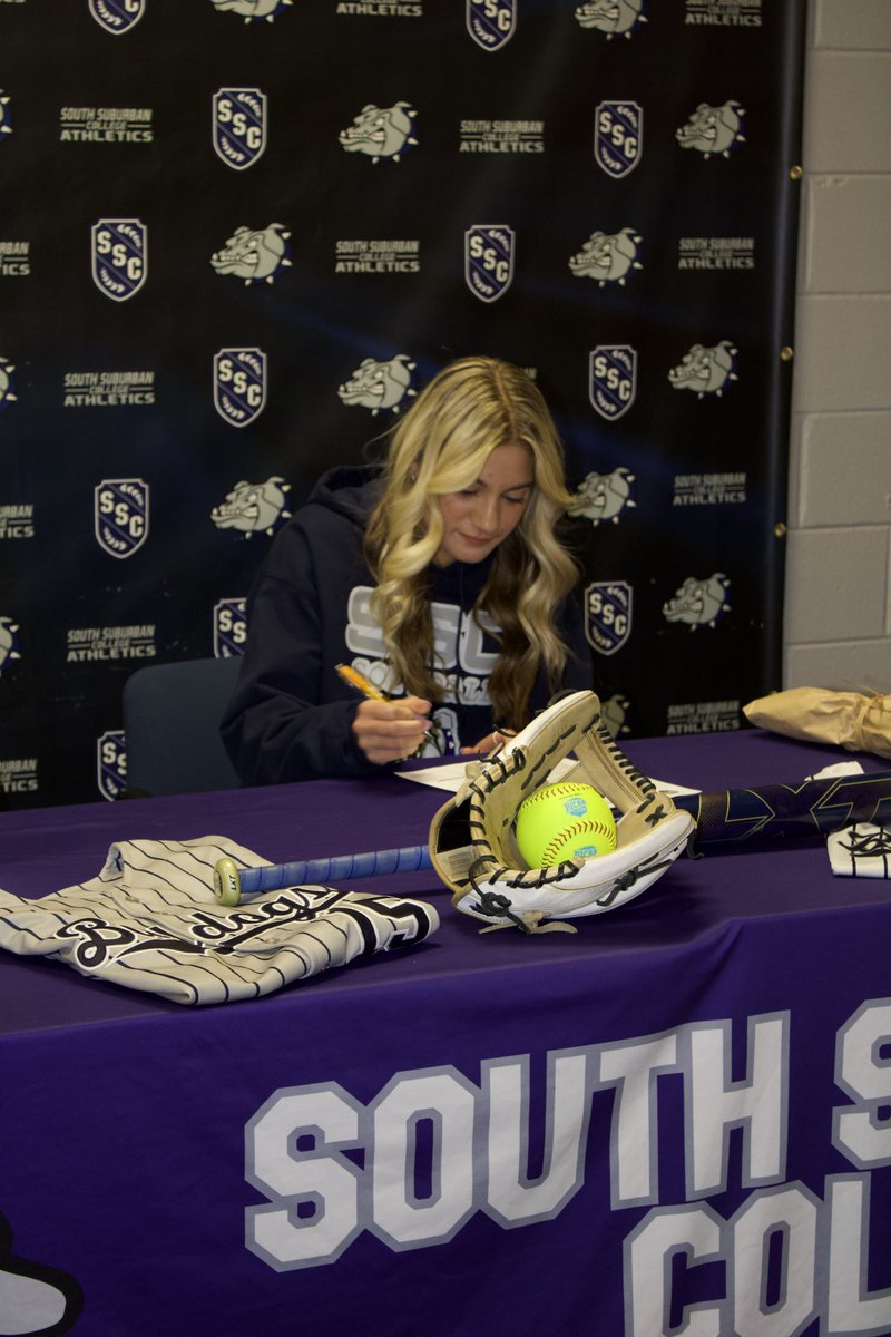 South Suburban College Softball tweet media