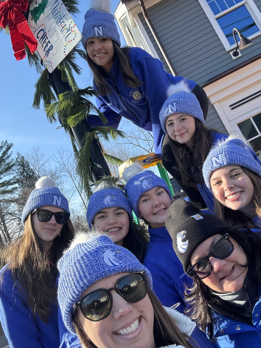 NHSCheer tweet media