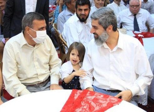 Dostluğunuz cennette de devam etsin...

1.12.13