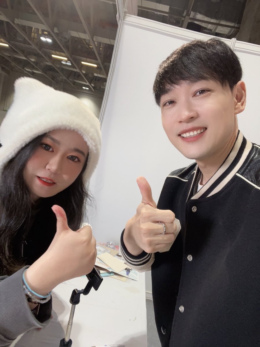 It’s a perfect day because I met Zhao Lu🥹(Artem CV)