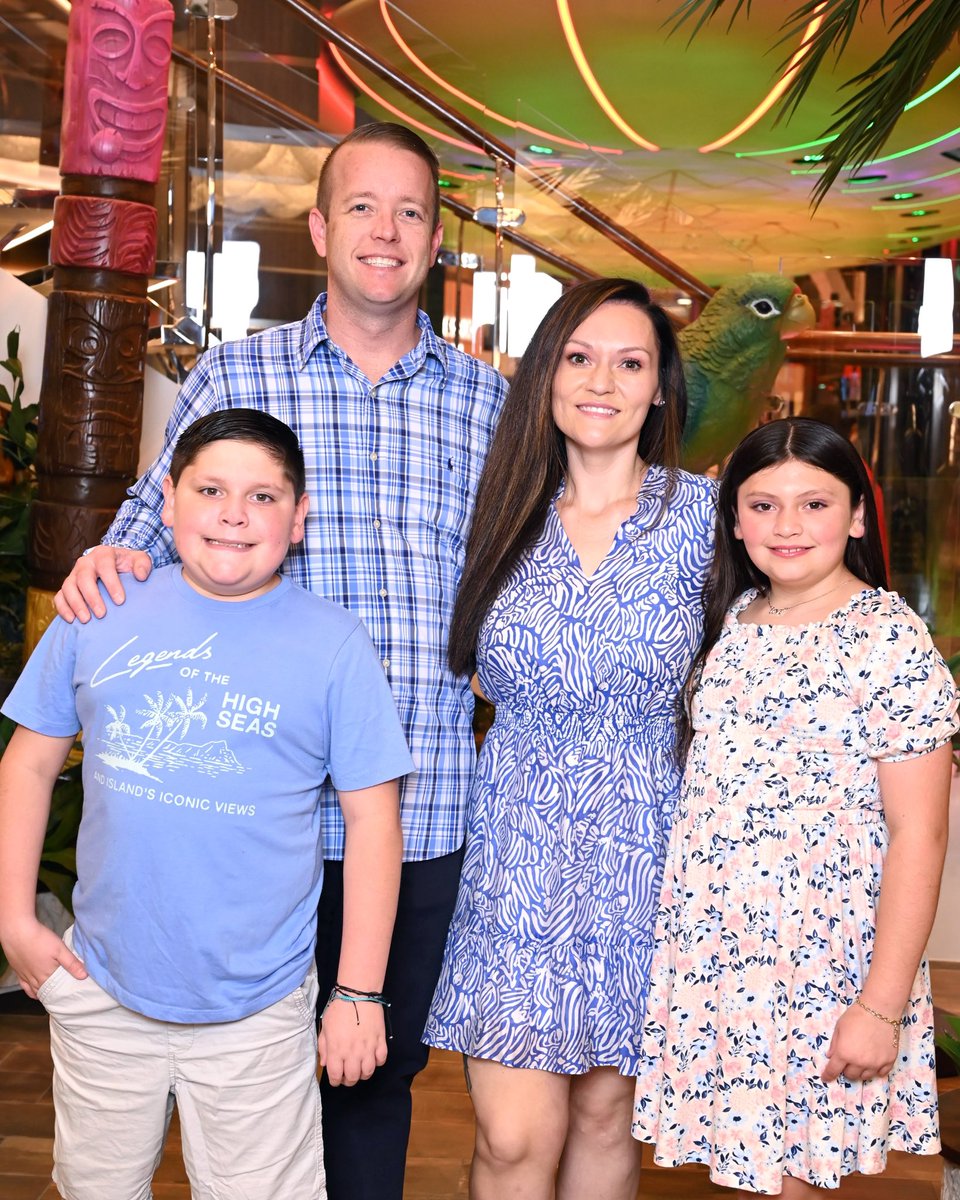 AlaniaSpohn's tweet image. One thing I’ll forever be thankful for is time spent with my family. Taking the trips and exploring this world with my children are memories cherished forever ❤️