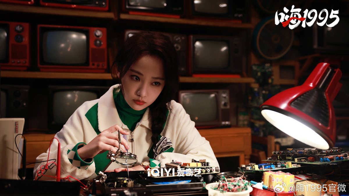 CdramaL's tweet photo. 「📸 |  O drama curto #Hi1995, estrelado por #ZhangWeiyi, #WuJiayi, #DongXuan e mais, compartilhou novas fotos 

#嗨1995 https://t.co/Pt99CaolHB