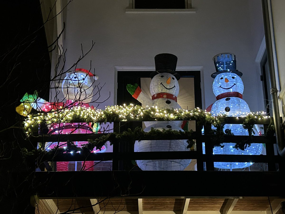 Kay Goedhardt tweet media