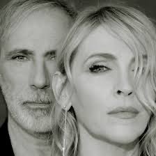 Raga, tutti esaltati per Fedez e Tony Effe ma vi state dimenticando che anche quest’anno niente Jalisse. #Sanremo2025