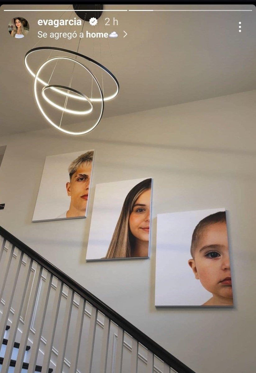 CR7Brasil's tweet photo. A decoração da sala do Garnacho é a coisa mais linda do mundo https://t.co/tsL0lZtkd7