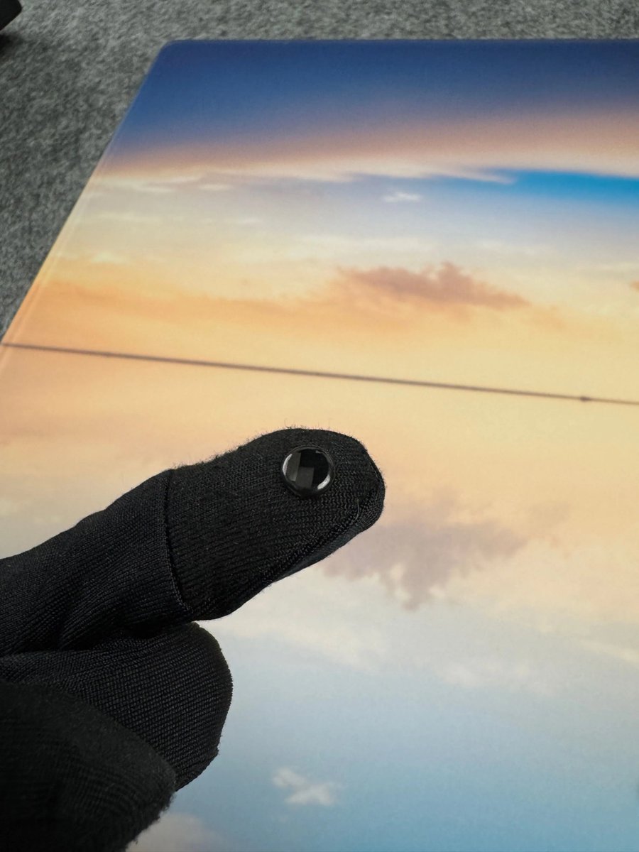 R3VOLUTION tweet media