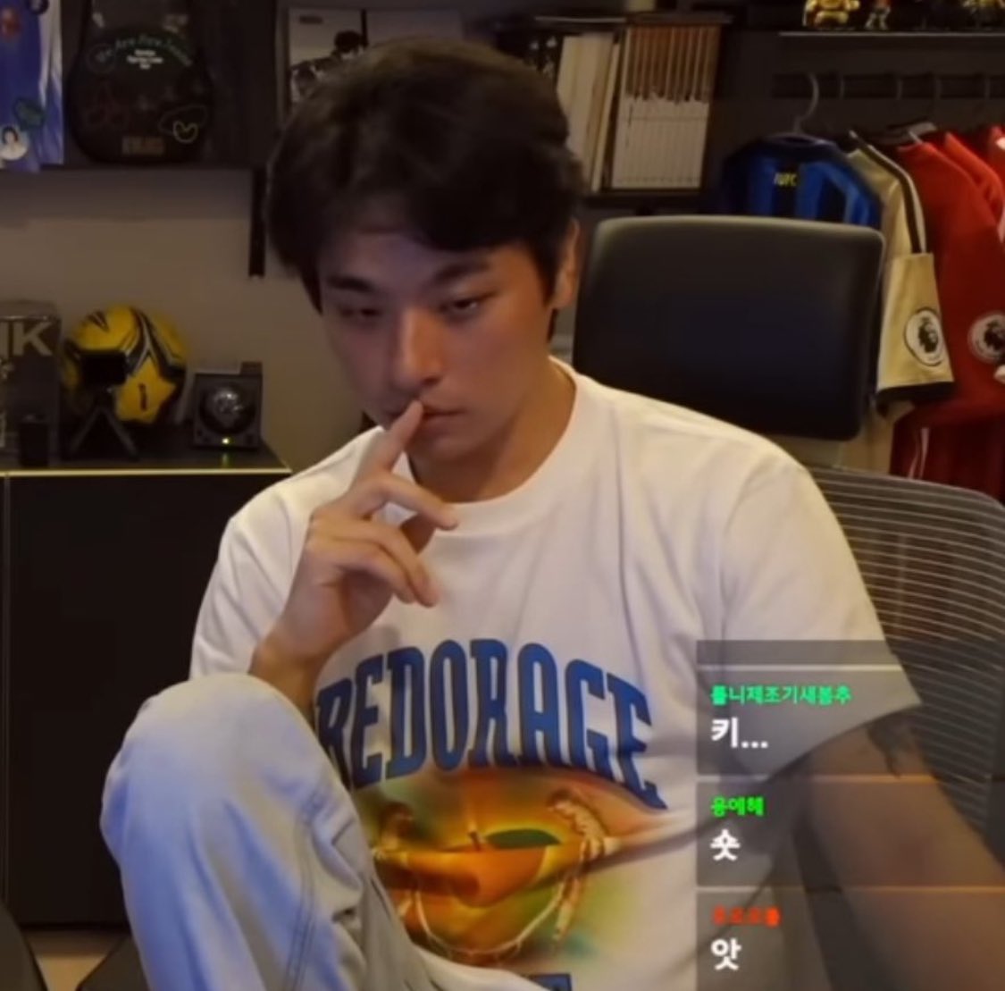 “진지하게 그게 맛있어요…?”