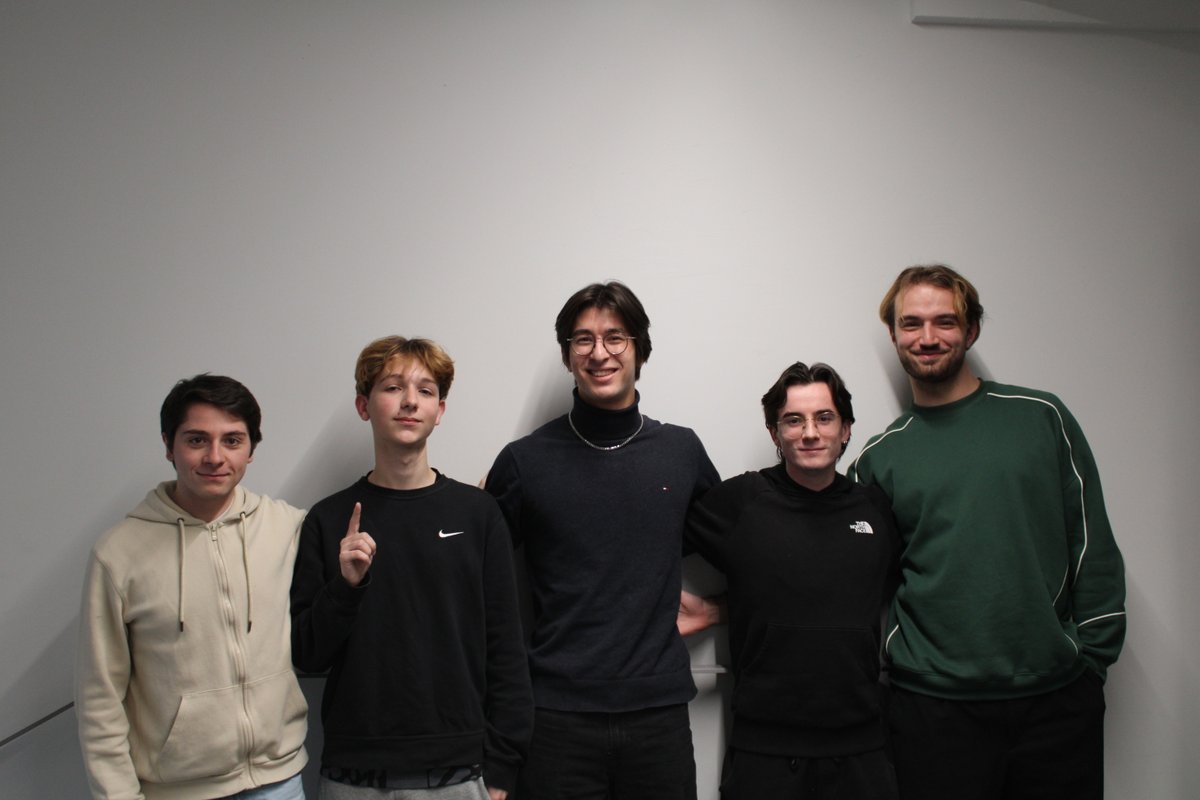 [#LOL]

Retour sur le tournoi LDVxIIMPACT dont les phases finales se sont déroulées hier à l'<a href="/IIMparis/">IIM</a> 

Félicitations à l'équipe The_Dark_Destroyers2_xX qui remporté le BO3 Finale en 2-0🏆

Bravo à tous les étudiant.e.s ayant participé.e.s au tournoi et à bientôt !