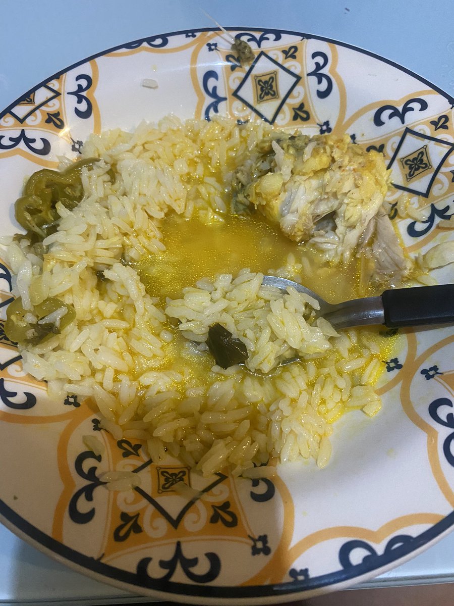 CarolSousaa03's tweet photo. Sim tive um lado bom, pós cirúrgico. Comida da mamis todos os dia 🥹🤎 https://t.co/KrzNL0w29z