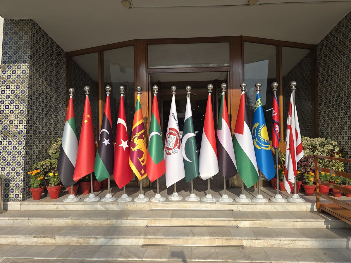 The <a href="/MDVinPakistan/">Maldives in Pakistan</a> participated and represented Maldives at the Annual Charity Bazaar 2024 organised by the Pakistan Foreign Office Women's Association (PFOWA).

The event was inaugurated by Deputy Prime Minister and Foreign Minister Mohammad Ishaq Dar.
#mvinpk