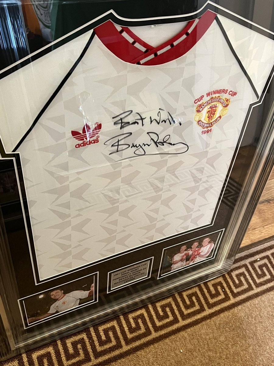 Absolutely magic  <a href="/OnPointFraming/">On Point Framing & Sports Memorabilia</a>  top job 🙌