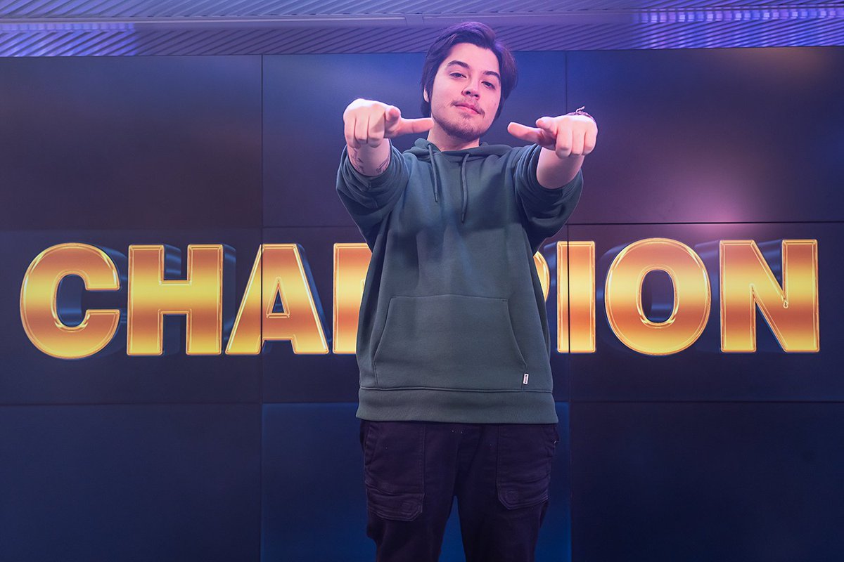 #SF6 Final Regional ES/PT #CPT2024 🇪🇸 Barcelona👥8

🥇<a href="/JustDeiver/">Deiver</a> 🏆
 5⃣ <a href="/gumius18/">Gumius</a>

Ambos jugadores lograron colarse en las finales del circuito y el jodido Deiver se alzó con la victoria. Se nos va a la Capcom Cup de japón 🇯🇵

🔗start.gg/tournament/imp…

📺twitch.tv/videos/2314738…