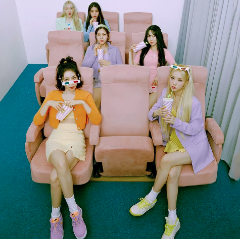 AboutMusicYT's tweet photo. GFriend announces their comeback, 'Season of Memories', out January 13th.

Pre release will be released on January 6th. https://t.co/DPgzdp2LMg
