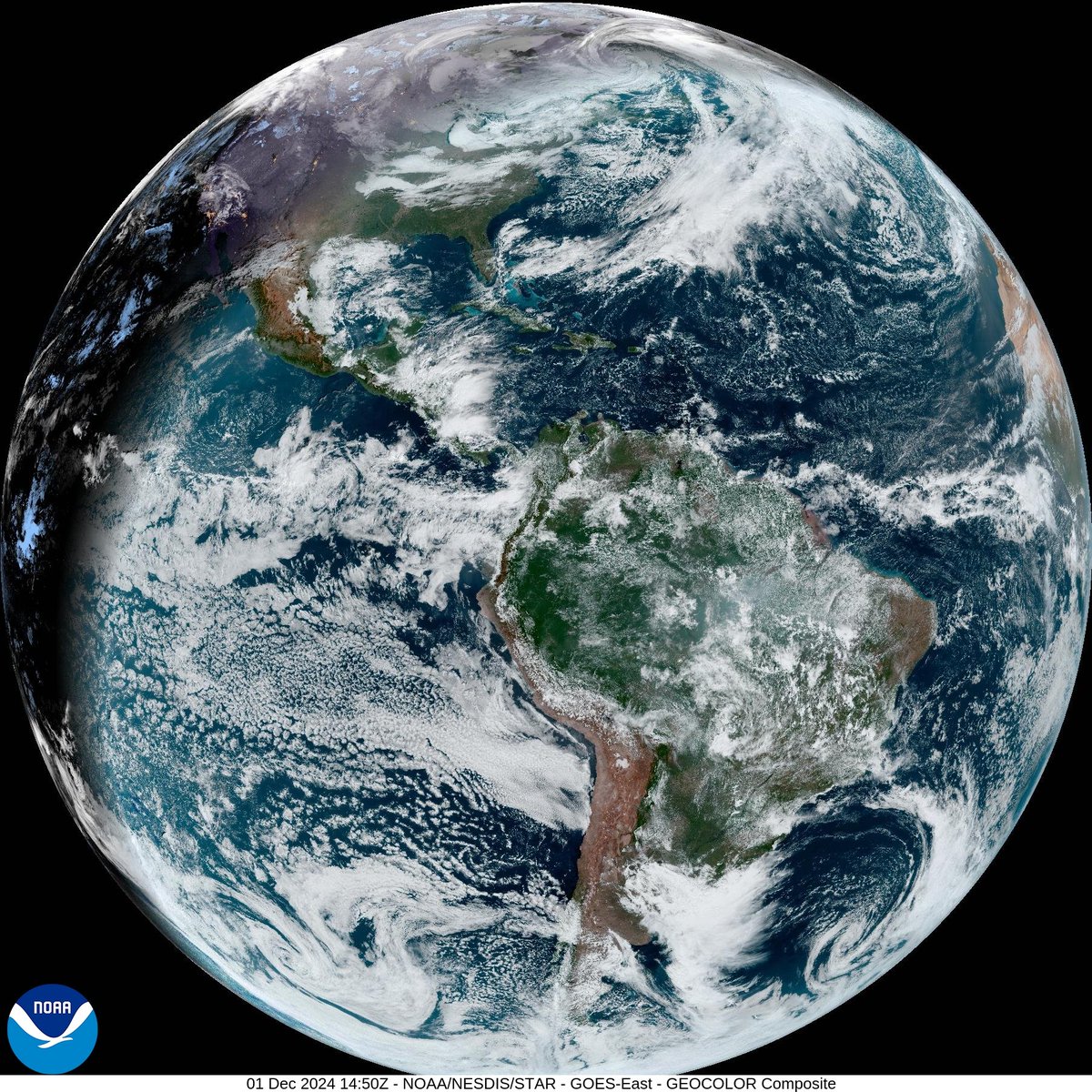 SkyAlertStorm's tweet photo. ❄️Hoy inicia el #invierno meteorológico en el hemisferio norte.

La temporada invernal en México estará influenciada por efectos de "La Niña":
🥶Temperaturas bajas en la mayoría del país.
❄️Nevadas en zonas altas.
🌦️Lluvias por ingreso de humedad. 

🌎El invierno astrónomico (solsticio) ocurrirá el 21 de diciembre.