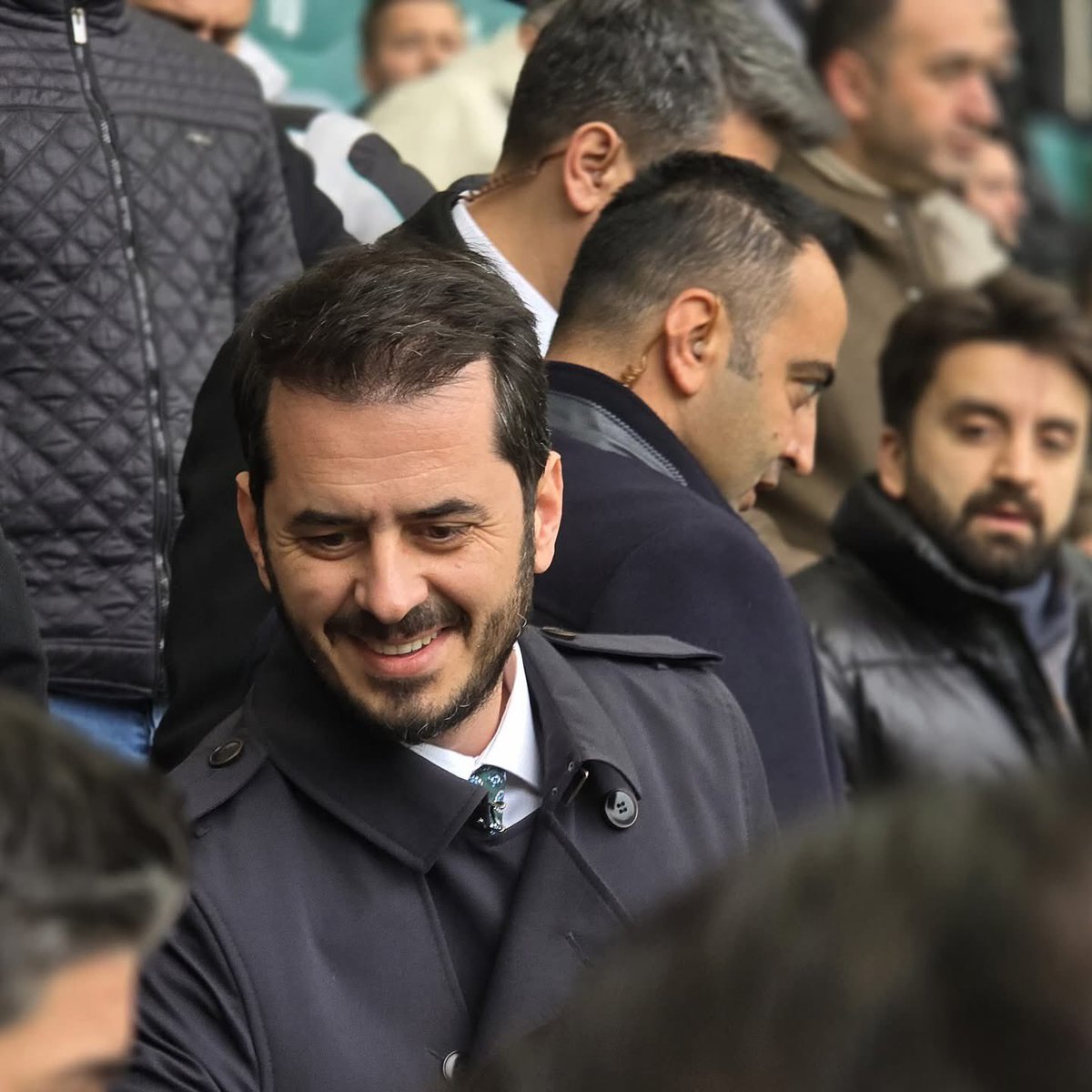 akpartiosmangaz's tweet photo. Tebrikler #Bursaspor’um!

#Hopaspor’u 2-1 mağlup ederek liderliğini sürdürmeye devam eden Bursaspor’u gönülden tebrik ediyorum. 

Bu güzel galibiyetle şehrimize bir kez daha gurur yaşatan takımımıza başarılar diliyorum. 💚🤍🐊🐊

#Bursaspor #Osmangazi #Bursa https://t.co/OPBYrpyk30