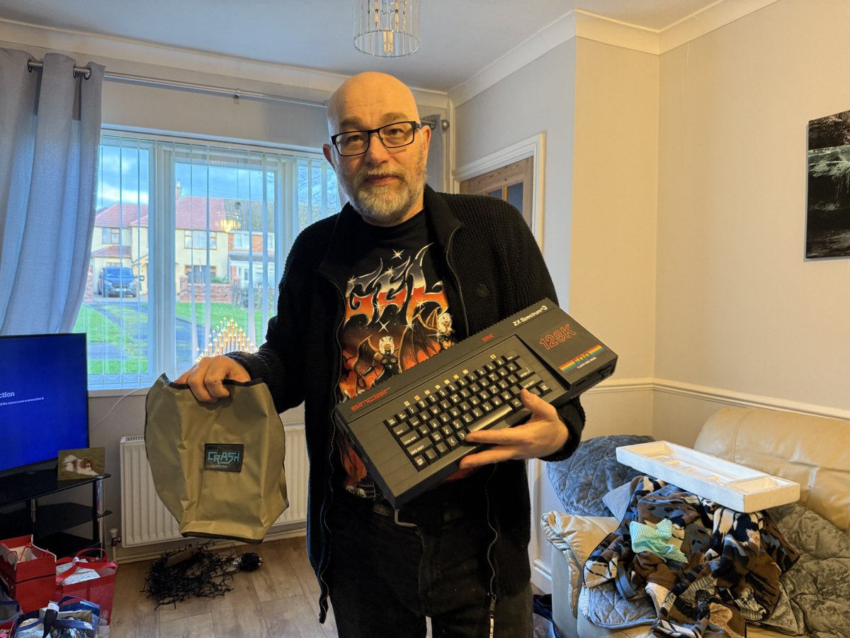 I reacquainted myself with my 30-year-old Speccy +3, at my mum’s house, and found the Crash computer cover in the box.