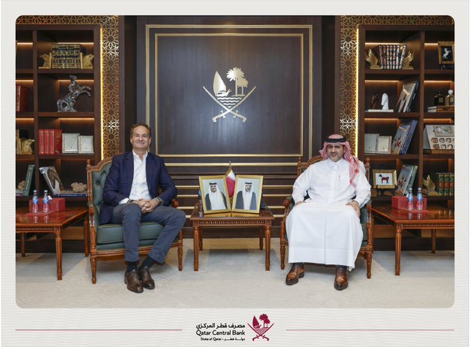 al_watanQatar's tweet image. محافظ #مصرف_قطر_المركزي يتبادل مع السيد براين مينيل رئيس مجلس الإدارة والرئيس التنفيذي لشركة تك مِت #TechMet وجهات النظر حول عدد من المواضيع ذات الاهتمام المشترك

#جريدة_الوطن_القطرية 
#الدوحة #قطر