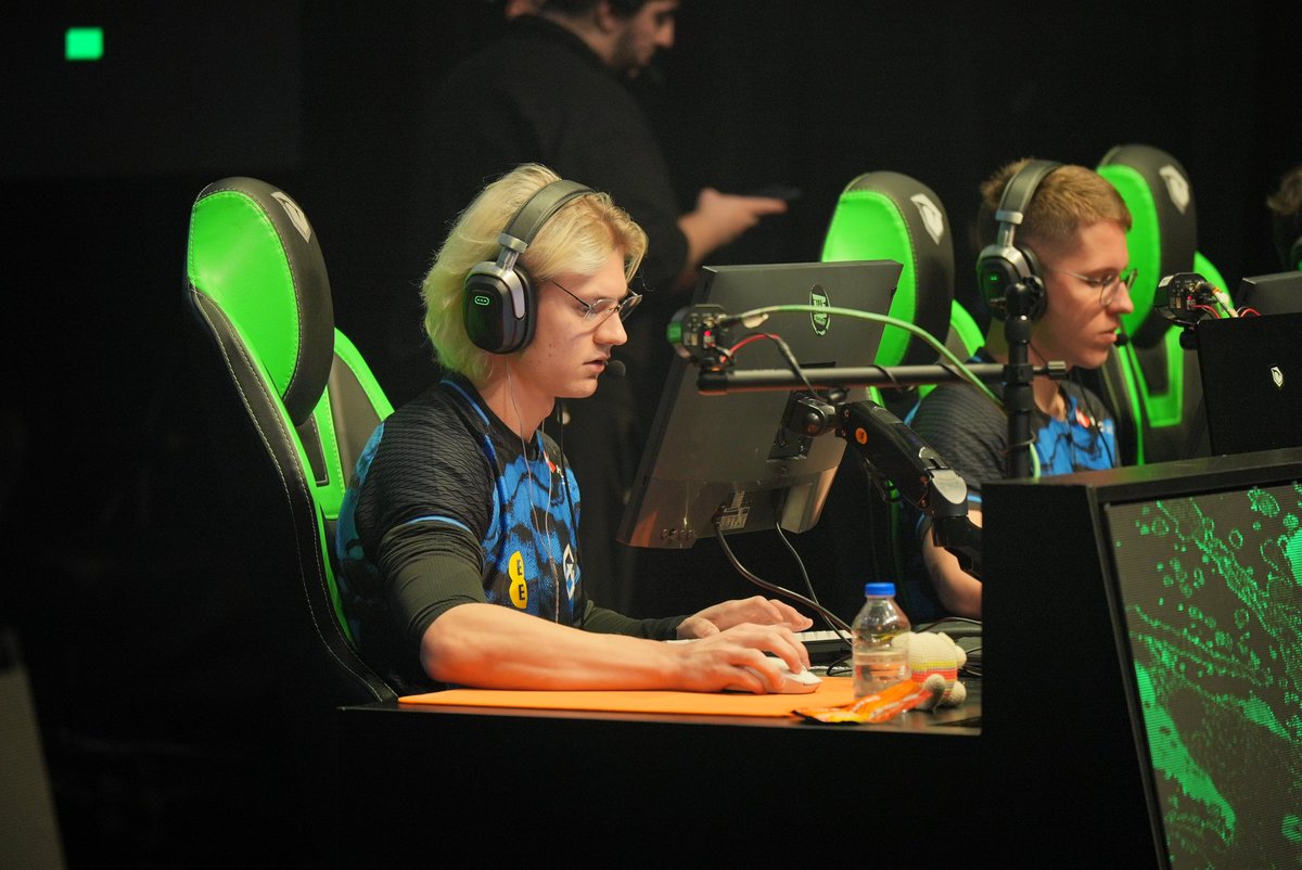 GIANTX, BBL Esports’un seçmiş olduğu harita olan Sunset’i 13-9 kazanarak seride 1-0 öne geçti!

Sıradaki harita ➡ Pearl

#IntelMonstersReloaded