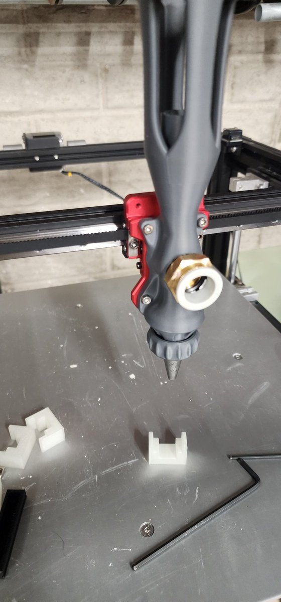 Jacob Leonard tweet media