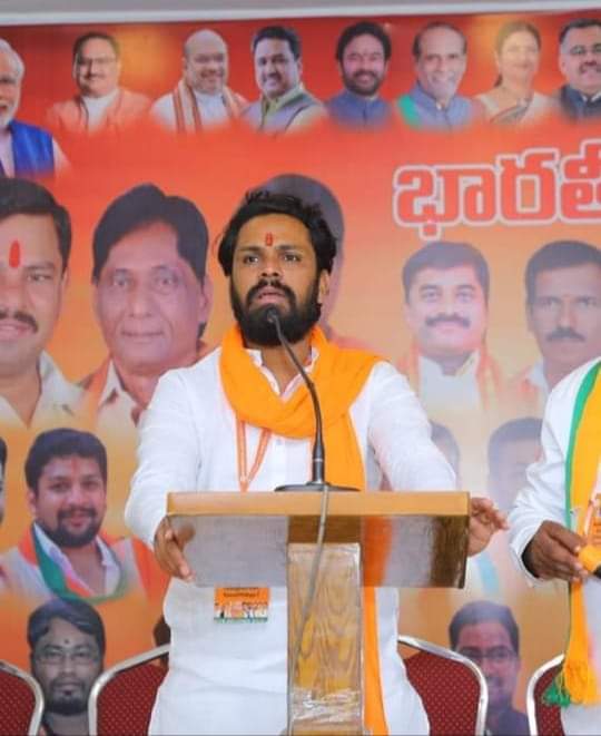 BjymUgde's tweet photo. Bjym leader ... hindu...tiger..nitin nadkar bhaiya....🚩🚩🚩 https://t.co/gyB7YW7jyq