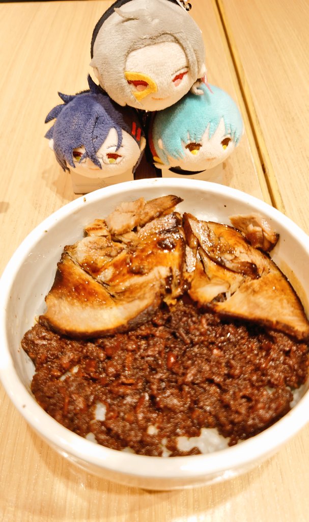 「アフターは明石焼きと牡蠣入りお好み焼きチーズプラスとアイス&わらびもち、豚丼を食」|中山皇のイラスト