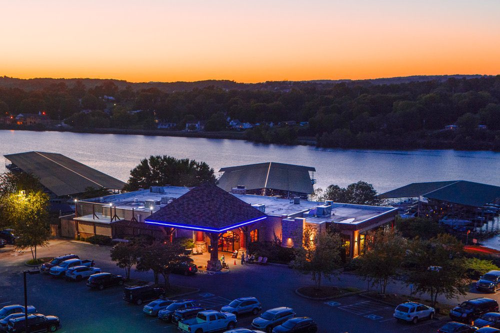 WNMLNFLReport's tweet image. Come Join John Wilkerson @JWilkersonWNML, Ryan Callahan @RyanCallahan247 and Charley Collier 
 the @SportsAnimal991 from 10 am to 12:30 pm for week 13 of NFL report  @Lakesidetavern