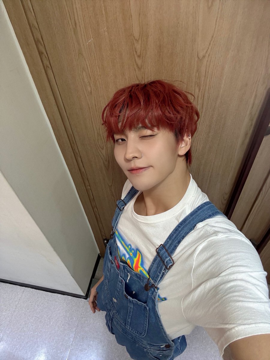 VannerOfficial's tweet photo. [#GON]

해피 2024ver.

#VANNER #배너 #곤 https://t.co/jo6xfUGU0a