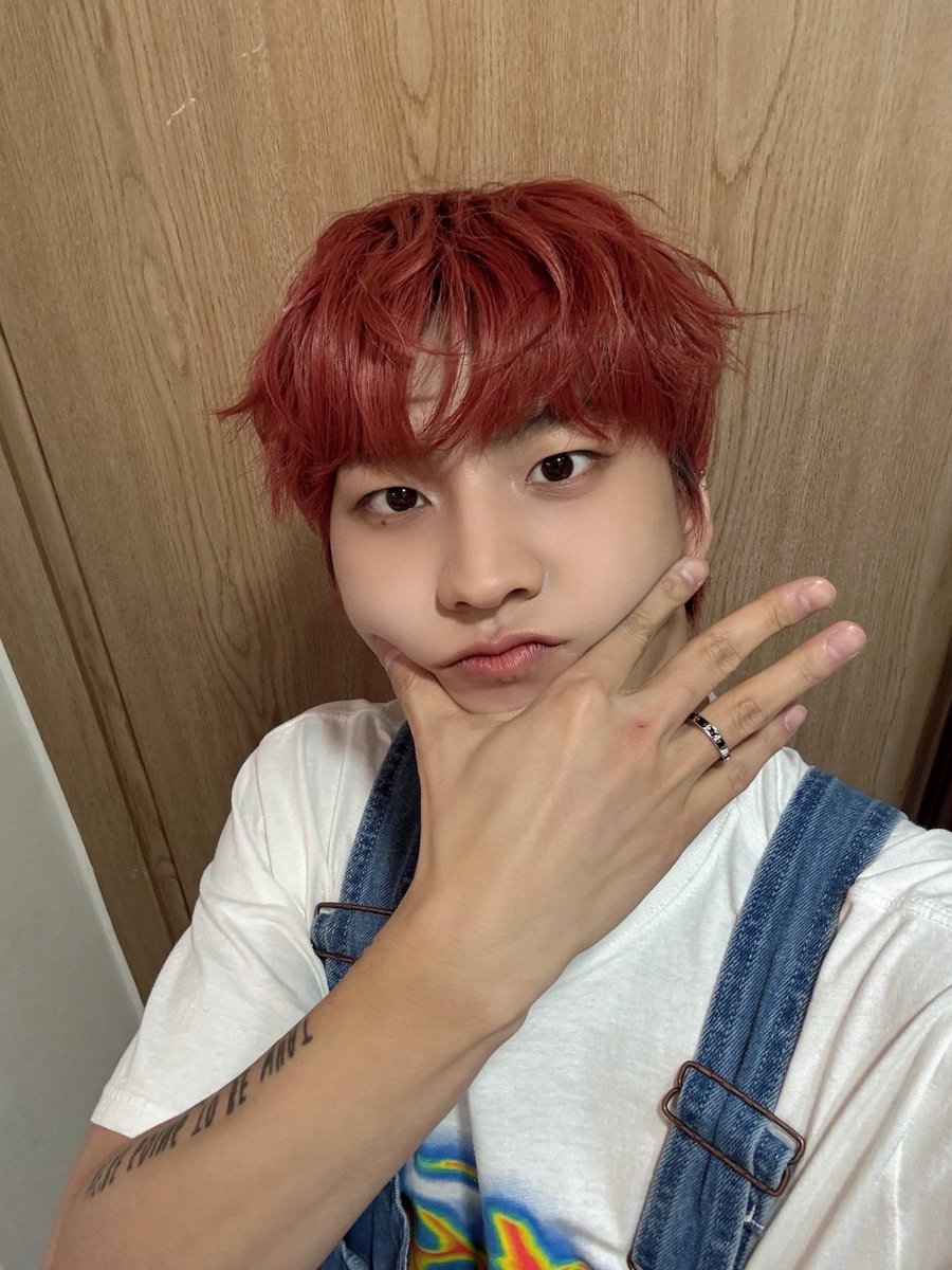 VannerOfficial's tweet photo. [#GON]

해피 2024ver.

#VANNER #배너 #곤 https://t.co/jo6xfUGU0a