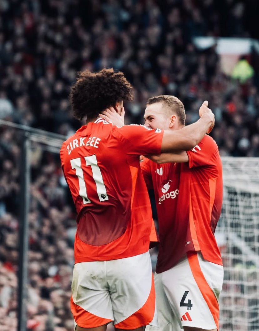 De Ligt so happy for Zirkzee ❤️🇳🇱