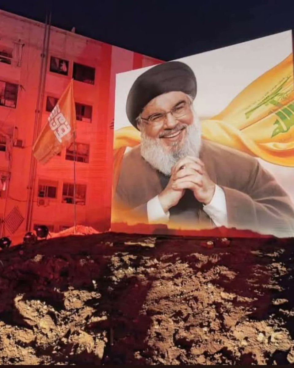 hyssn12's tweet image. “When we win, we win. And when we are martyred, we win.”
— His Eminence, the martyred Secretary-General of Hezbollah, Sayyed Hassan Nasrallah, may Allah be pleased with him.

#Sayed
