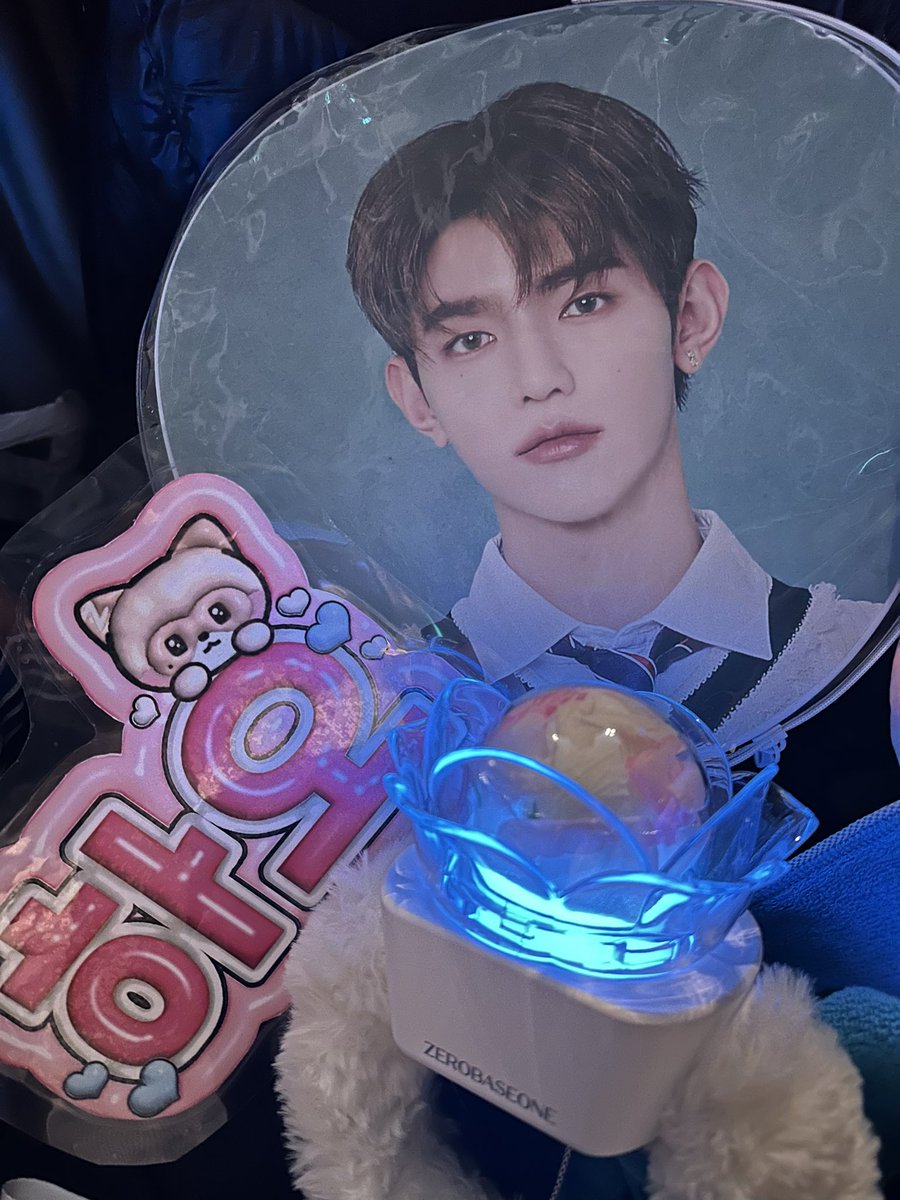 ay_zbzh's tweet photo. .
tag

장하오 ZhangHao 
97 北陸

KPOP初心者🔰

#ZEROBASEONE好きな人と繋がりたい 
#ZB1好きな人と繋がりたい
#ZEROSEと繋がりたい
#장하오 #ZhangHao #ジャンハオ https://t.co/c3J6NvBjGn