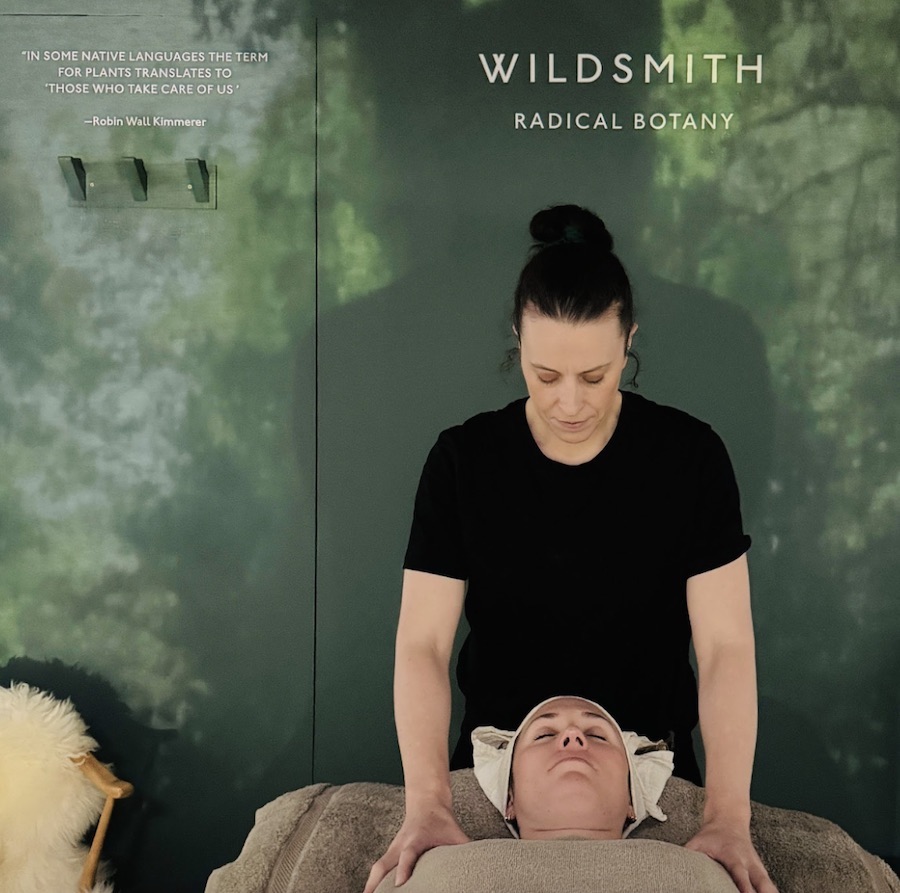 #SelfcareSunday: Understanding Seasonal Affective Disorder (SAD) and self-care tips, including a new fave haven, The Treehouse by <a href="/wildsmithskin/">Wildsmithskin</a> at <a href="/LibertyLondon/">Liberty London</a>. Read more online: mysohotimes.co.uk/2024/12/01/und…