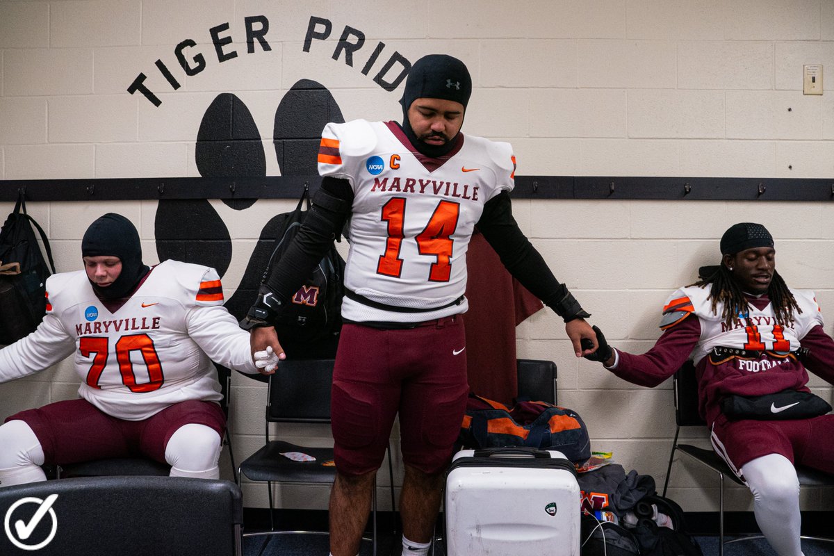 Brennan Checkalski (@brenjamin13) on Twitter photo 11.30.2024
<a href="/MCScots/">Maryville College Athletics</a> vs <a href="/DePauwAthletics/">DePauw Tigers</a>
Felt great to be back on the Scots' sideline! 11.30.2024
<a href="/MCScots/">Maryville College Athletics</a> vs <a href="/DePauwAthletics/">DePauw Tigers</a>
Felt great to be back on the Scots' sideline!
